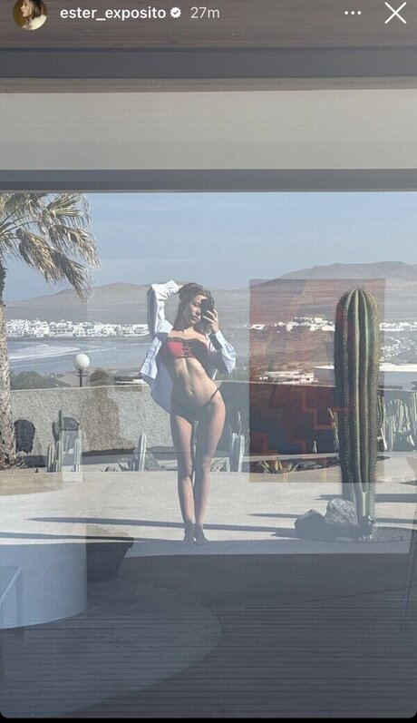 beautiful teen onlyfans naked image