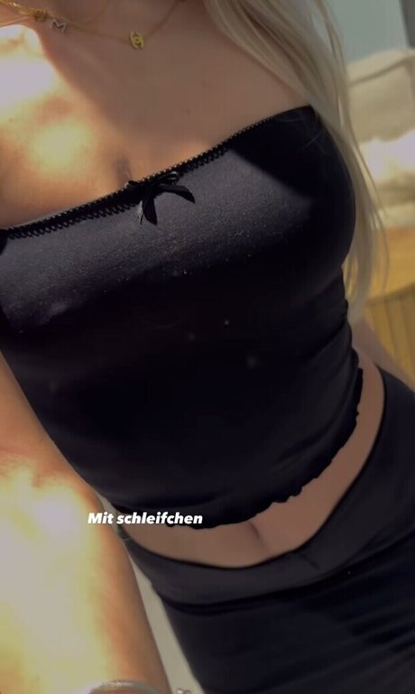 frottage onlyfans beautiful porn photo