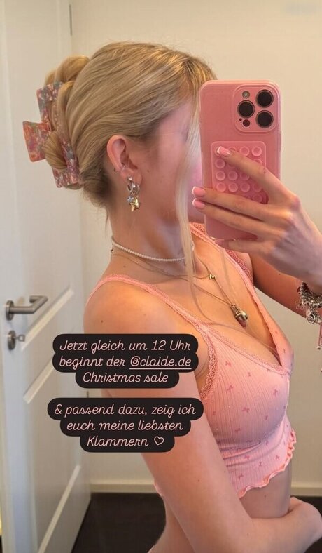 blogger onlyfans art nude picture