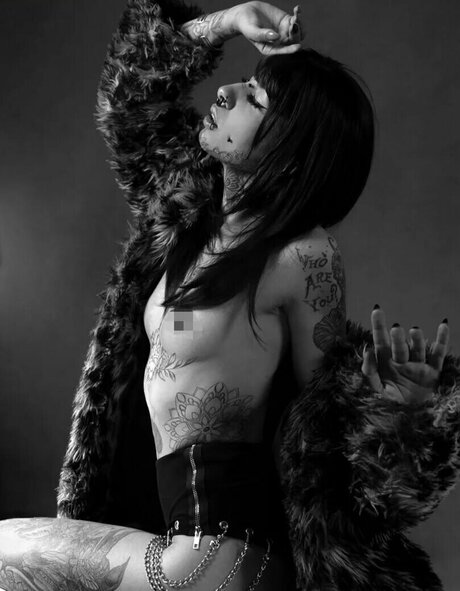 miicky3 0 erotic model images