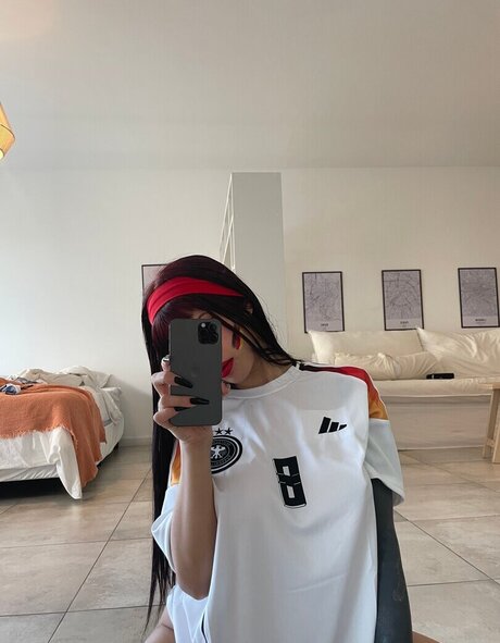 black ppanther naked model picture