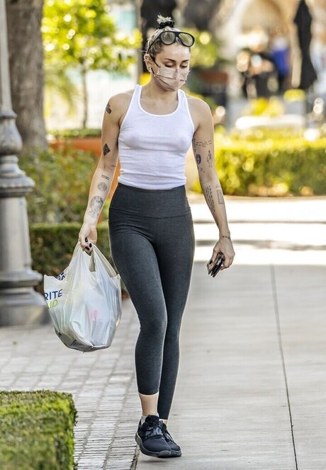 gangbang onlyfans hot naked pictures