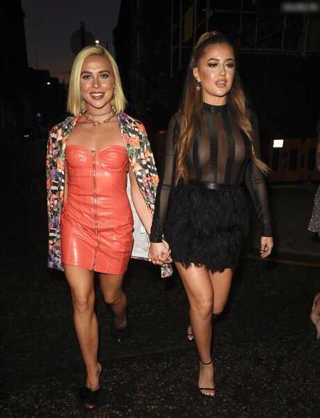 teacher milf onlyfans free porn picture