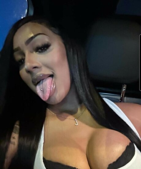 Jada Thorpe naked model img