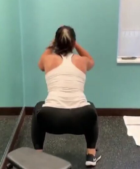 Tulsi Gabbard model nudes pics