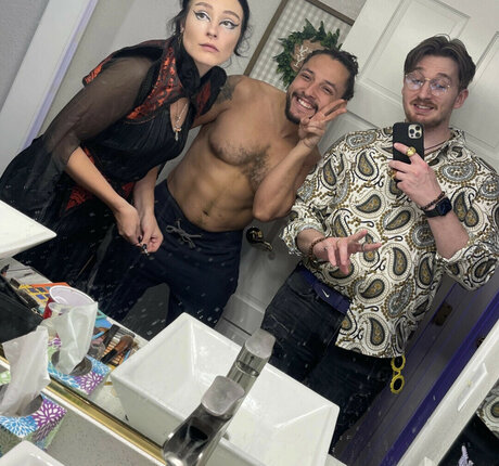 cheating onlyfans pretty picture