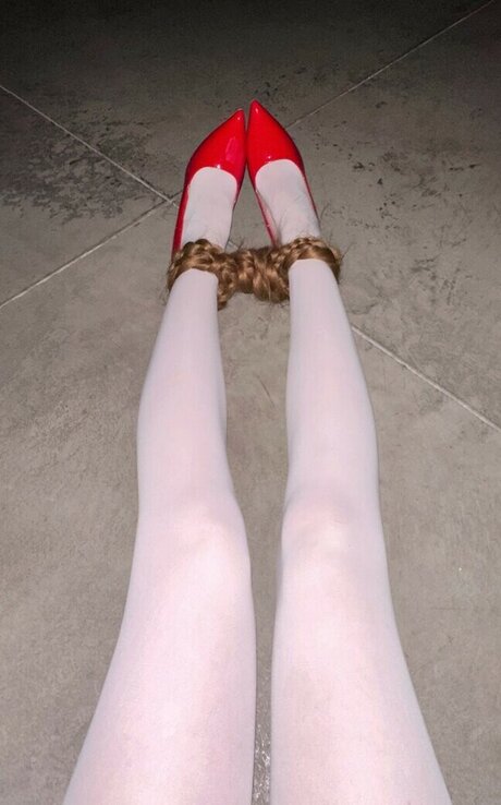 short teen onlyfans beautiful naked pictures