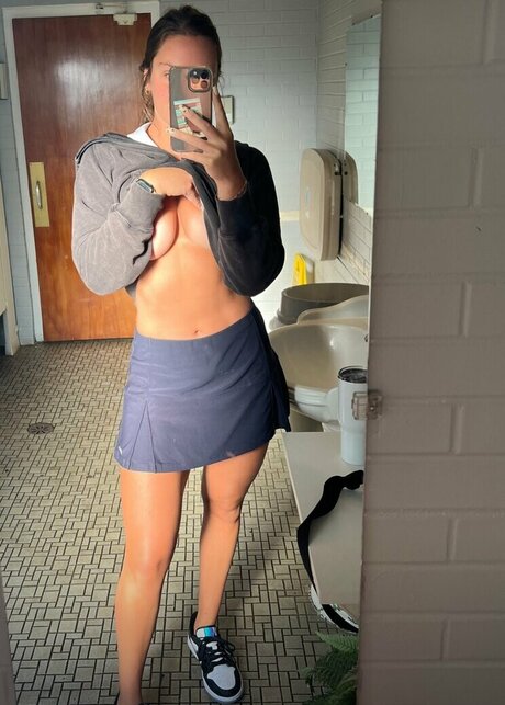 fitness milf onlyfans exclusive pic