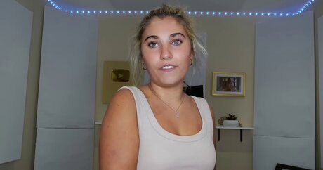 milf blowjob onlyfans hot sexy pictures