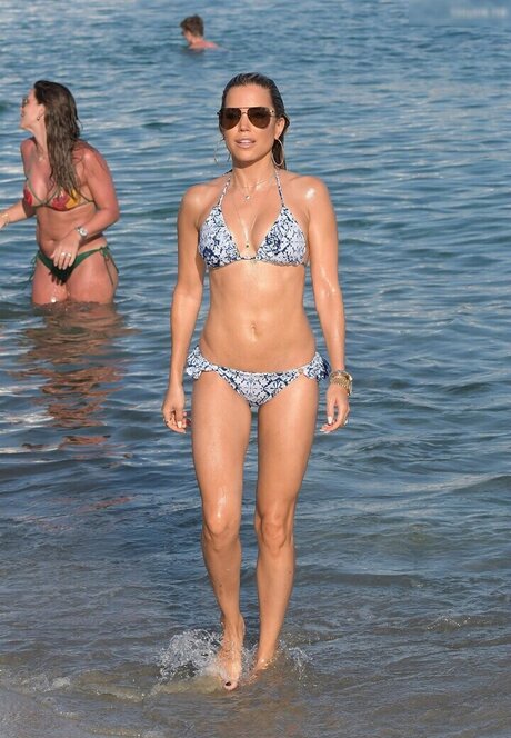 phat onlyfans beautiful naked archive