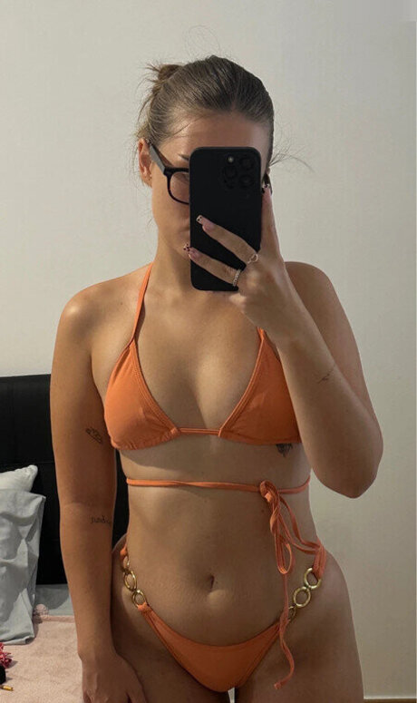 twins sisters onlyfans nude picture