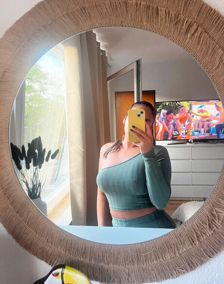 curvy blonde milf onlyfans free sexy pictures