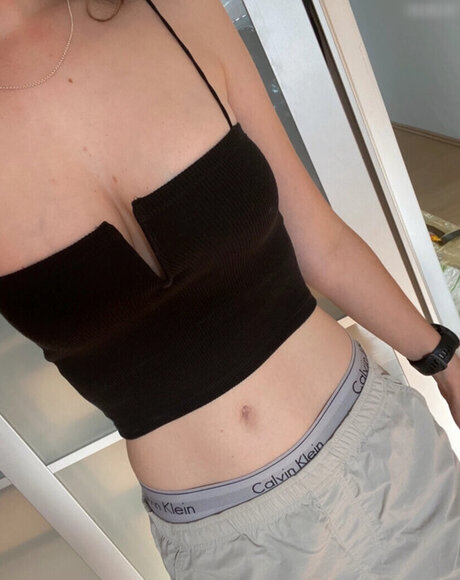 young free onlyfans art porn archive