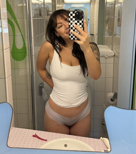 petite girls onlyfans art porn galleries