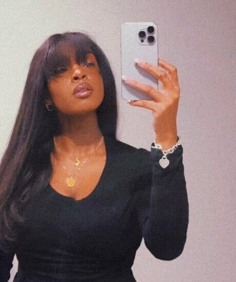 Leila Blake sexy model pic