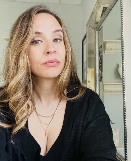 gorgeous milf onlyfans beautiful nude photos