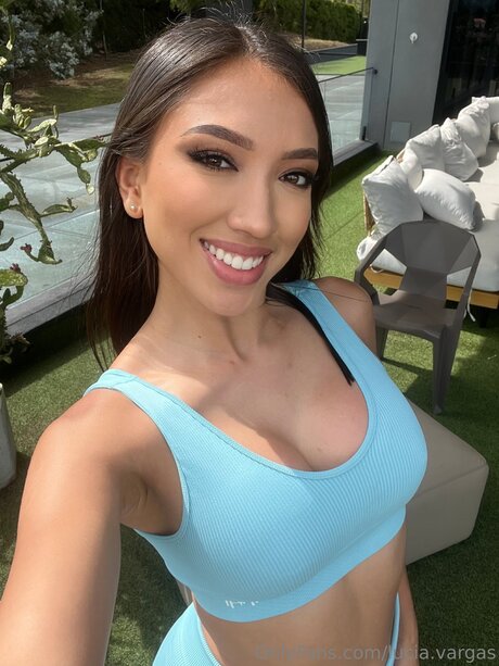 girlfriend onlyfans sexy naked pic