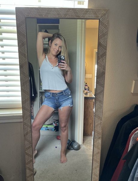 asian sister onlyfans pornographic photo