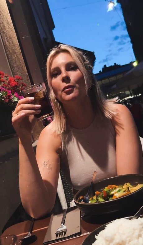 nude wife onlyfans free porn pic