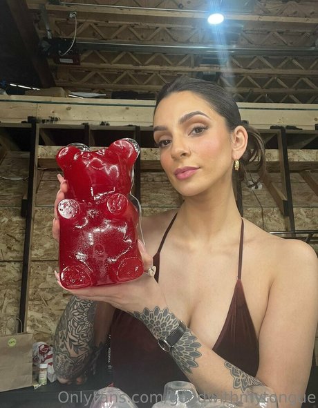 long onlyfans naked pics