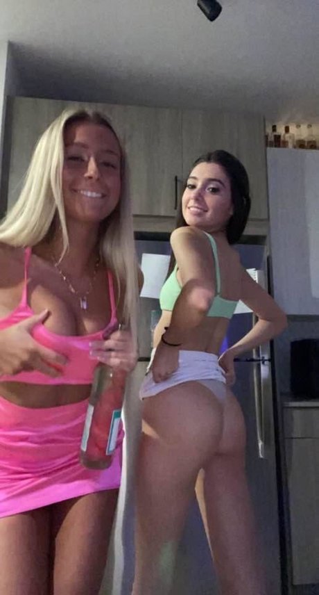 teacher milf onlyfans porno picture