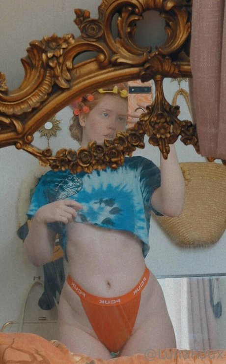 lunaroux pretty actress photos