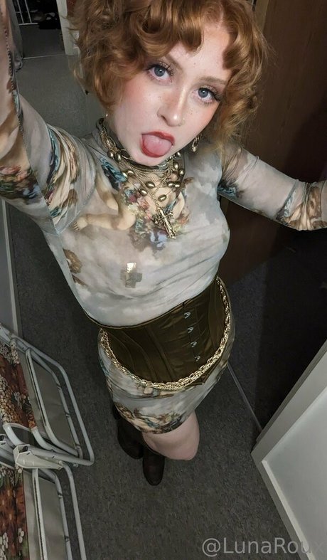 lunaroux star erotic pics