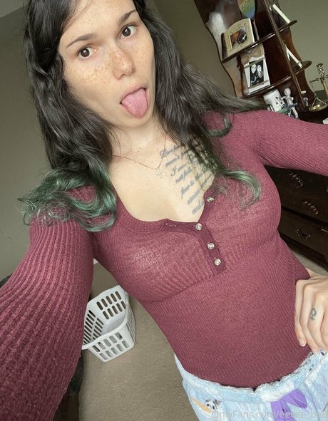 close up onlyfans beautiful pictures