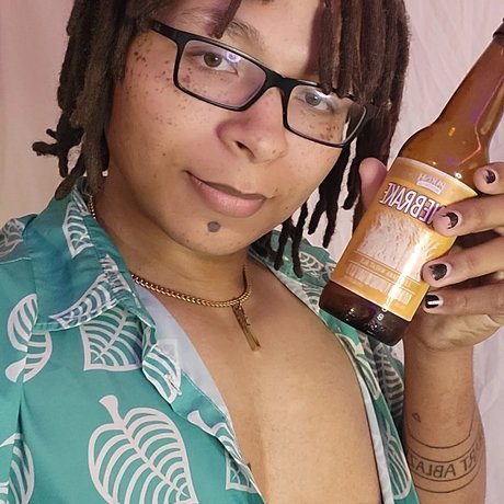 Alvin Engerwolf star pretty picture