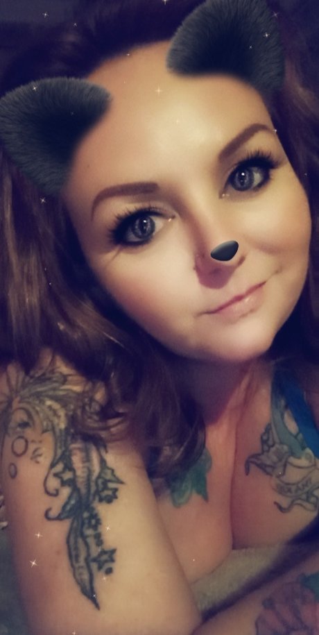 Lylli high quality actress photos