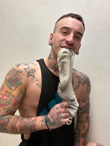 gay shower onlyfans exclusive photo