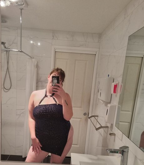 Mickey Beebop NO PPV pornstar exclusive gallery