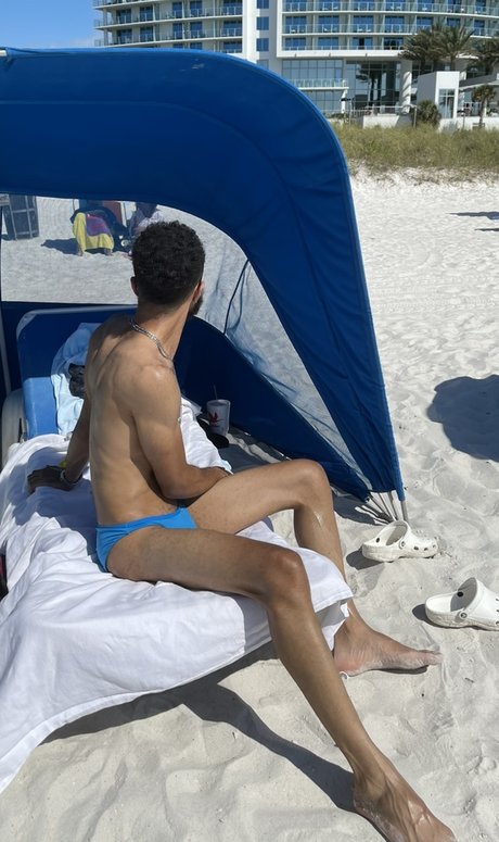 micah snow model nudes pic