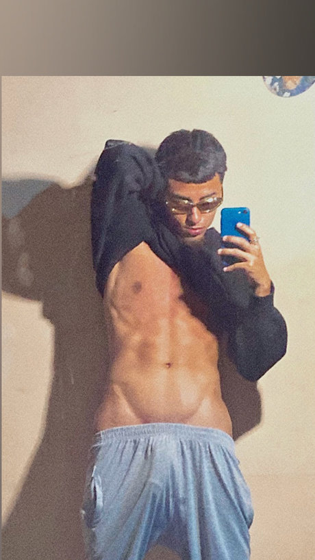 Xiao Hei Long star sex photo