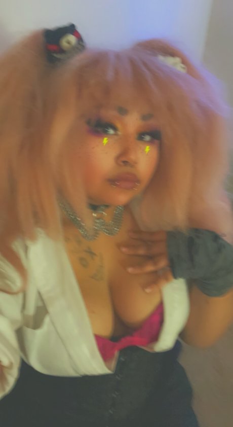 Ender pretty pornstar img