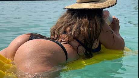 Maryjane Moore perfect model photo