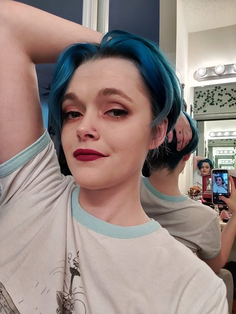 Miss Tiny top pornstar galleries