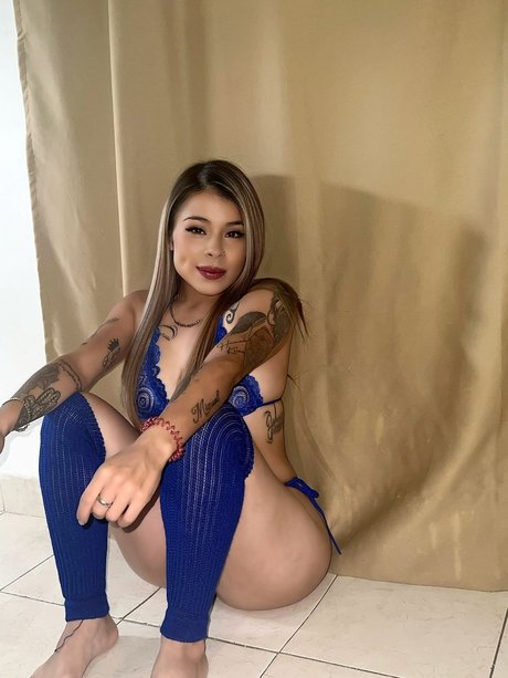 asian lesbian onlyfans free pics