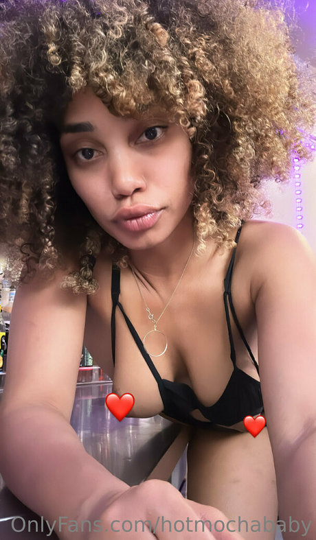 Hotmochababy nude pornstar archive