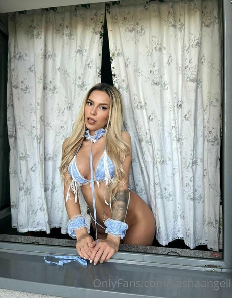 sashaangell exclusive pornstar archive