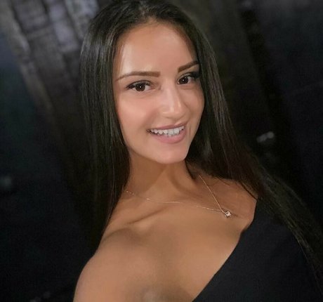 Mass Massage model exclusive photos