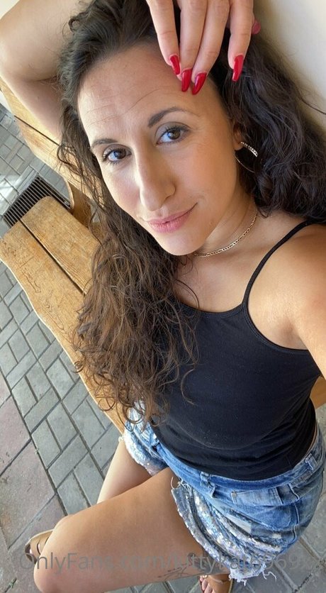 beautiful teen onlyfans erotic pictures