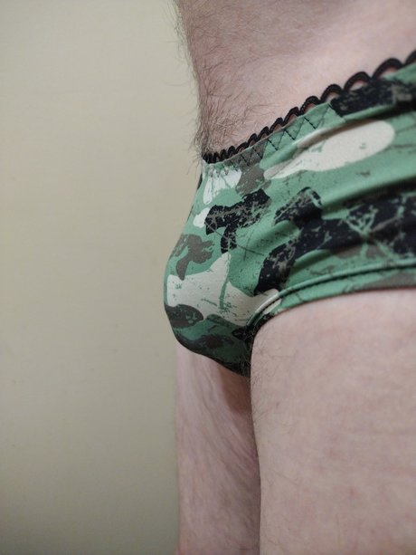 Panty boy Snikda nude actress picture