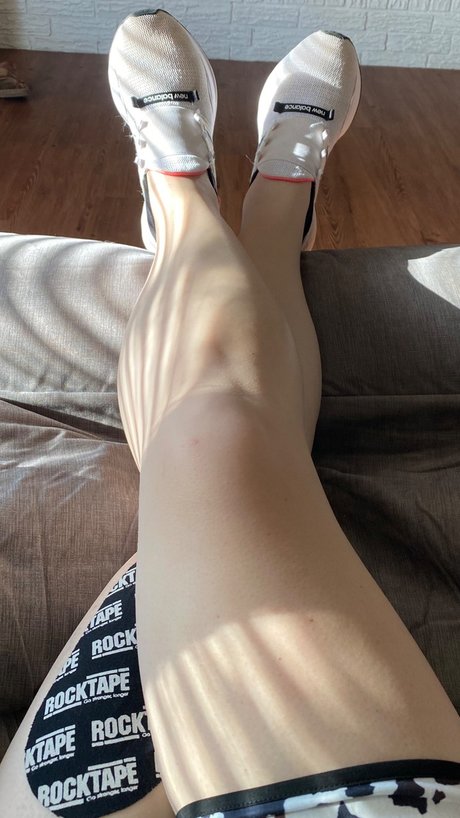 milf strip onlyfans top pic