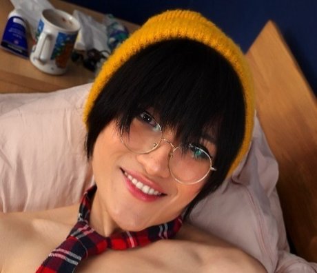 pupnutbutter sexy model img