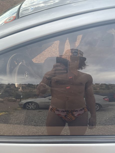 tiny onlyfans erotic photo