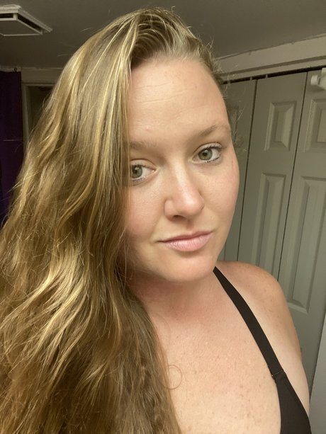 skinny ebony onlyfans erotic image