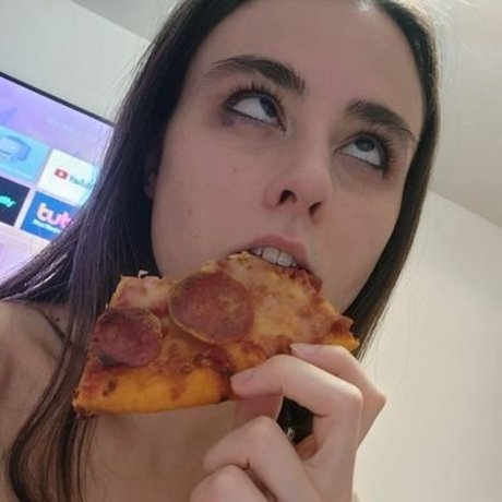 centerfold onlyfans pretty picture