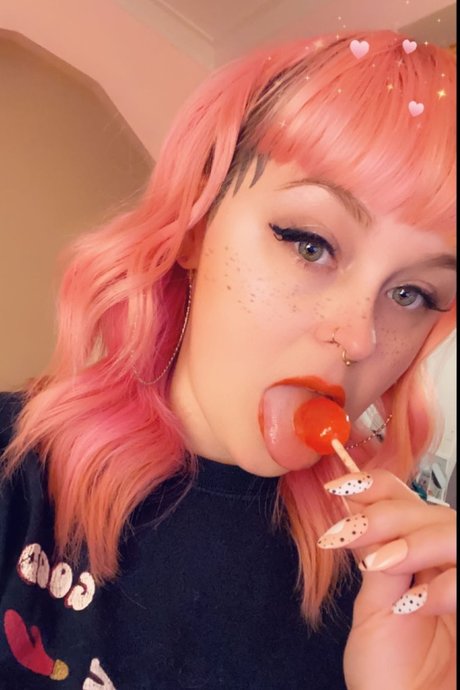 may_ exclusive pornstar pictures