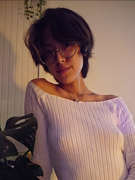 pool threesome onlyfans nice images